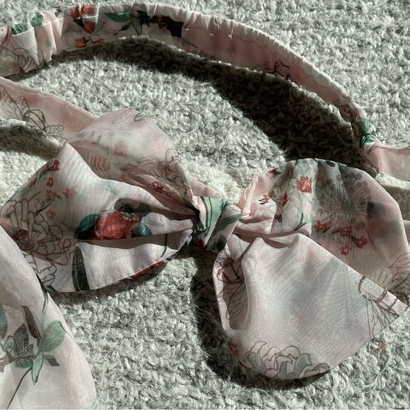 Baby Chiffon Onesie with Headband - Picture 8 of 10